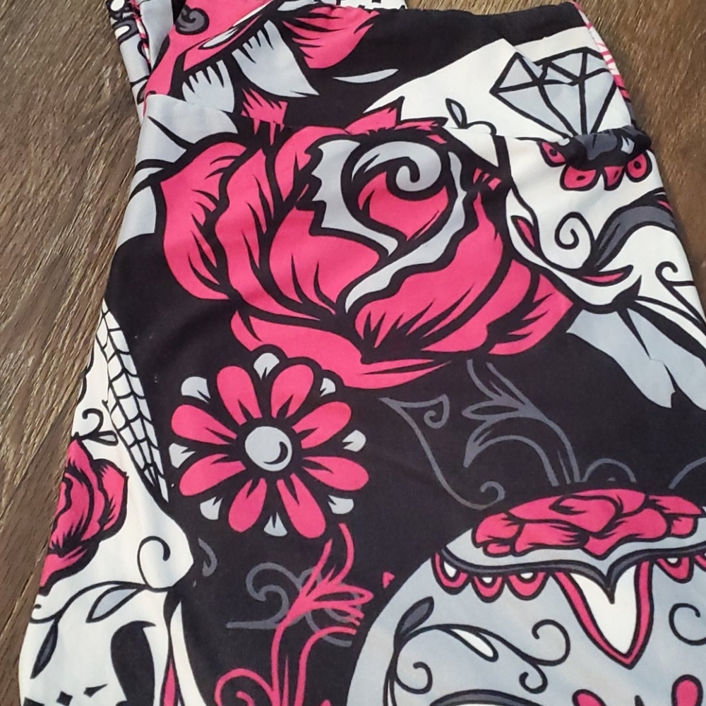 Sugar skull leggings
